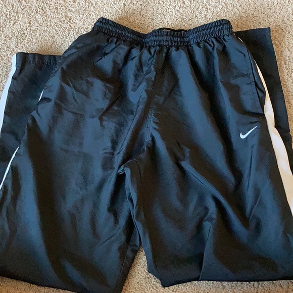 nike windbreaker shorts